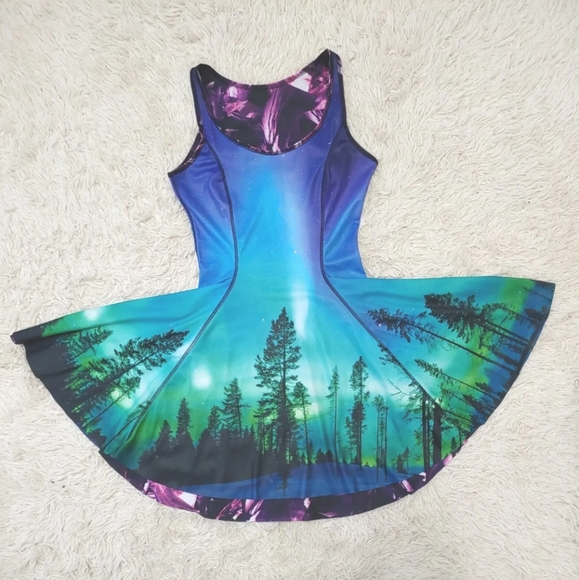 🔴MOVING SALE!🌤️Blackmilk S, Amethyst Aurora Skye Reversible Dress - Picture 6 of 11